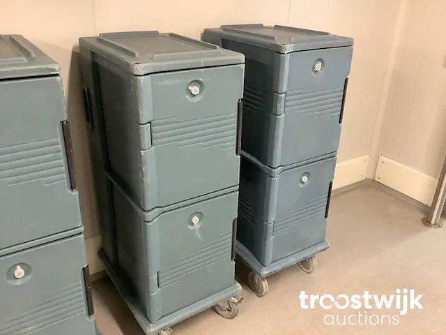 Geïsoleerde voedselcontainer - afbeelding 6 van  6