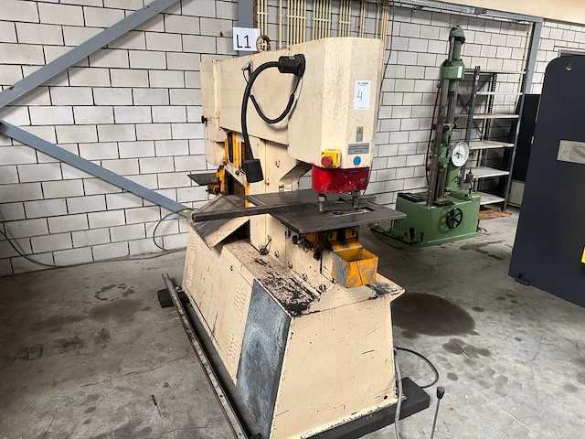 Geka - 2008 - hyd 80 - pons- en knipmachine - afbeelding 1 van  9