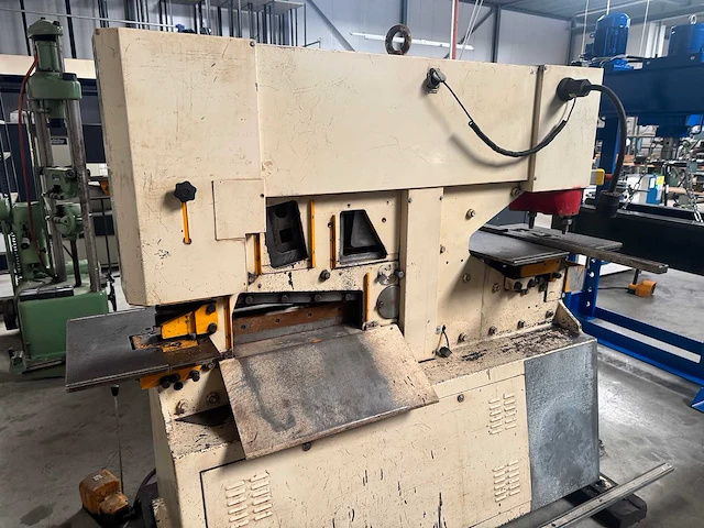 Geka - 2008 - hyd 80 - pons- en knipmachine - afbeelding 9 van  9