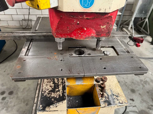 Geka - 2008 - hydracrop 80sd - pons- en knipmachine - afbeelding 4 van  9