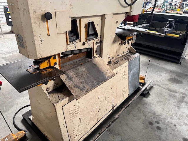 Geka - 2008 - hydracrop 80sd - pons- en knipmachine - afbeelding 5 van  9