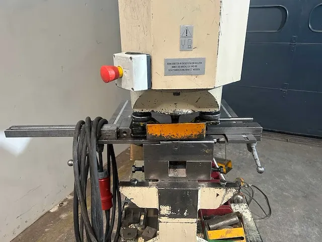 Geka - hydracrop 100/sd - ponsmachine - afbeelding 9 van  12