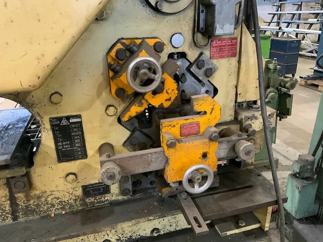 Geka cep/11h pons- en knipmachine - afbeelding 9 van  11