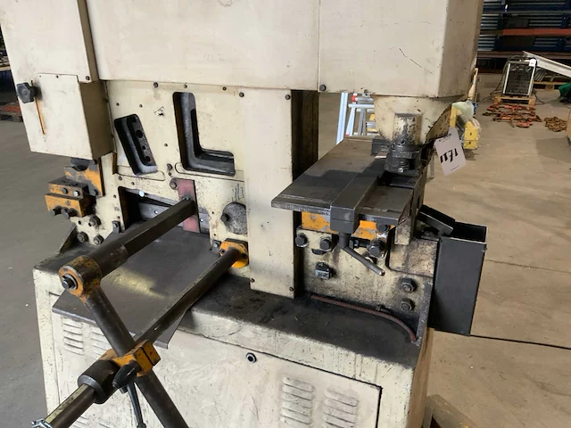 Geka hydracrop 50 / s gecombineerde pons / knipmachine - afbeelding 3 van  9