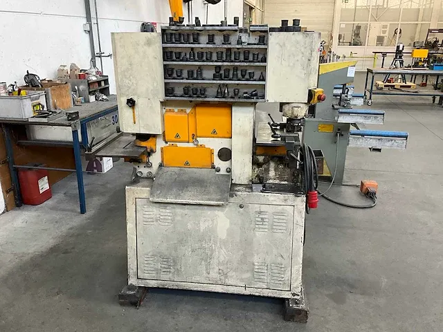 Geka hydracrop 55/a punch knabbelmachine 1998 - afbeelding 5 van  10