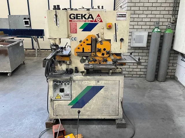 Geka hydracrop 55/a punch knabbelmachine 1998 - afbeelding 9 van  10