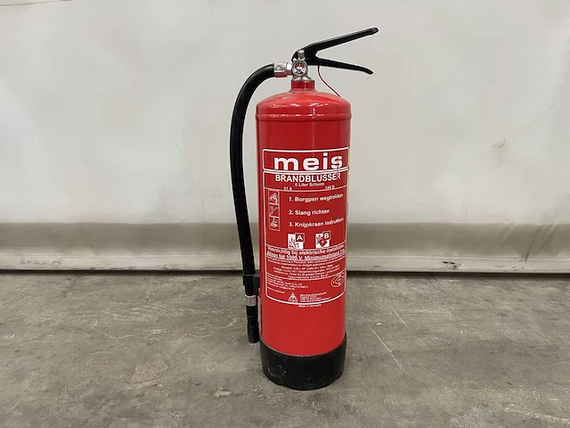 Gekeurde brandblusser (22x) - afbeelding 1 van  4