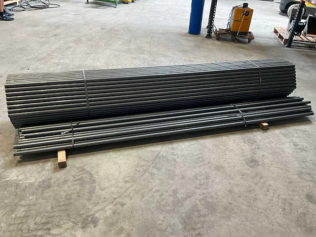 Gelaste precisiebuis 35 x 1,5 x 2998 mm e220+c (169x) - afbeelding 2 van  8