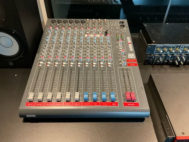 Geluid mixers met toebehoren - afbeelding 2 van  9
