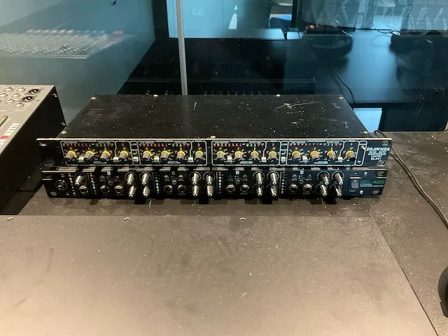 Geluid mixers met toebehoren - afbeelding 4 van  9