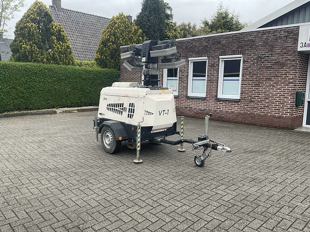 Generac - 2014 - superlight vt1 - stroomgenerator - afbeelding 1 van  11