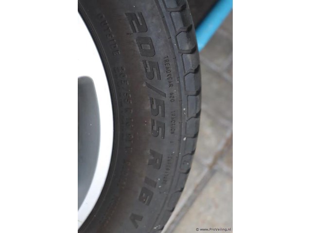 General autobanden type altimax one s met audi aluminium velgen - 4 stuks - afbeelding 3 van  7