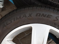 General autobanden type altimax one s met audi aluminium velgen - 4 stuks - afbeelding 5 van  7