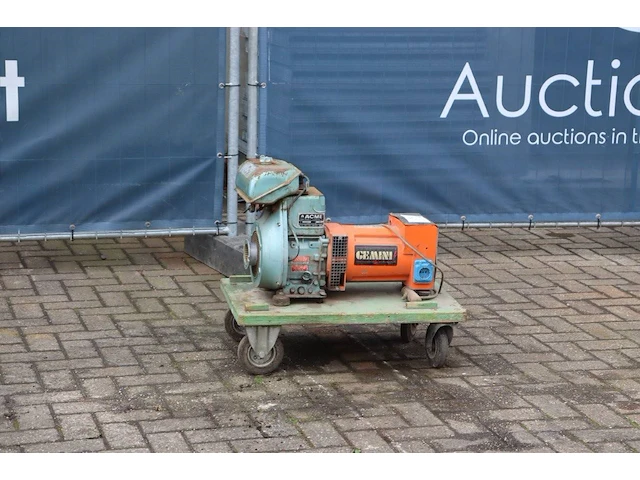 Generator gemini 3m3003bp diesel 1982 - afbeelding 1 van  1