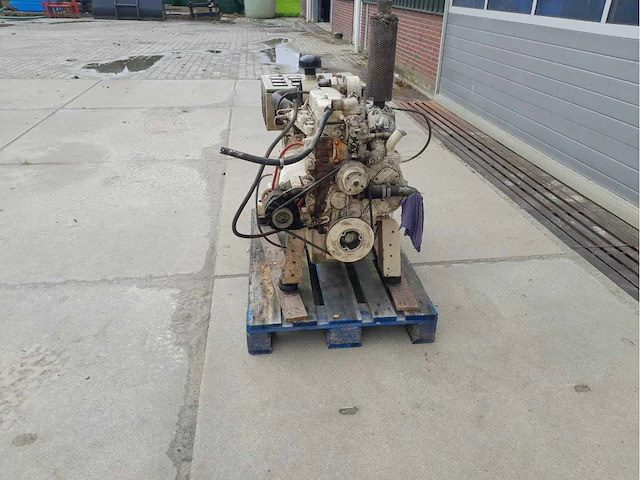 Generator - afbeelding 4 van  7
