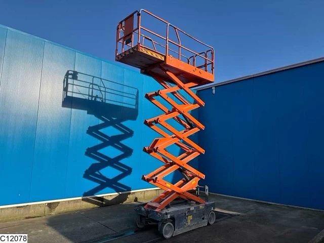 Genie - gs 3246 - lifting platforms - 2014 - afbeelding 1 van  15