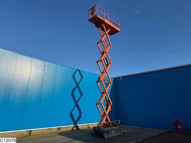 Genie - gs 3246 - lifting platforms - 2014 - afbeelding 8 van  15