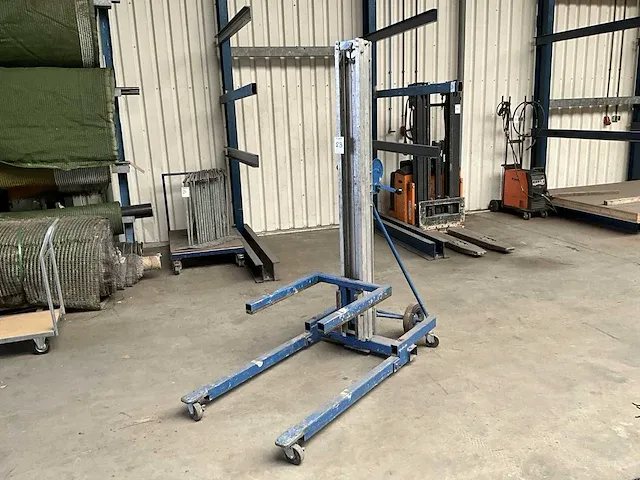 Genie 8l-12 kanaallift - afbeelding 2 van  6