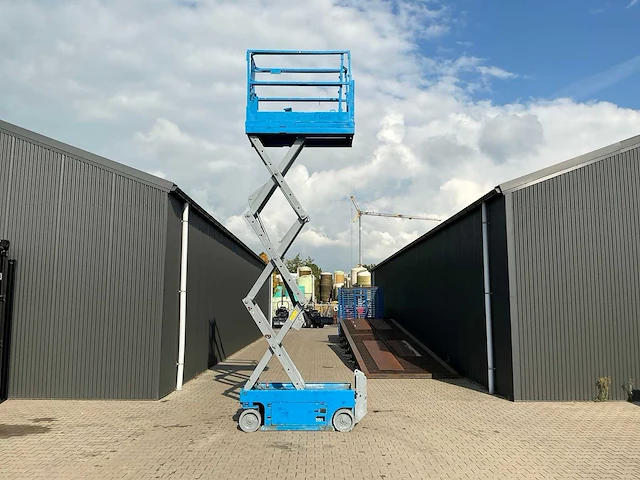 Genie gs-1532 schaarhoogwerker - afbeelding 1 van  18