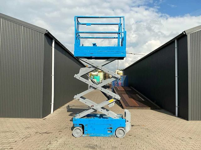 Genie gs-1532 schaarhoogwerker - afbeelding 12 van  18