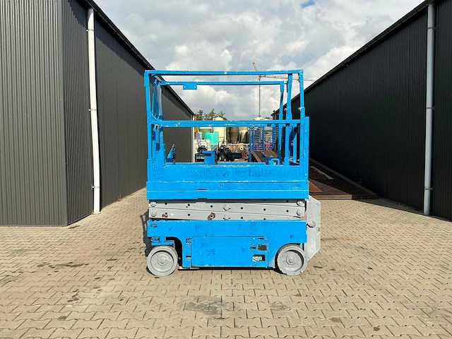 Genie gs-1532 schaarhoogwerker - afbeelding 13 van  18