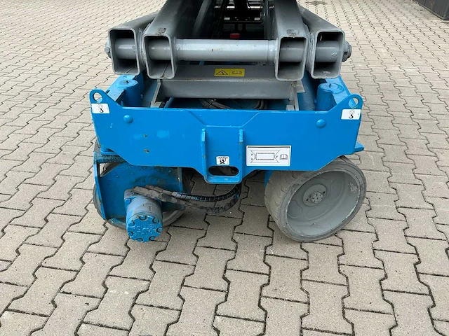 Genie gs-2032 schaarhoogwerker - afbeelding 6 van  27
