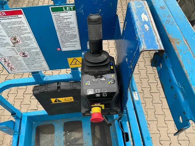 Genie gs-2032 schaarhoogwerker - afbeelding 13 van  27