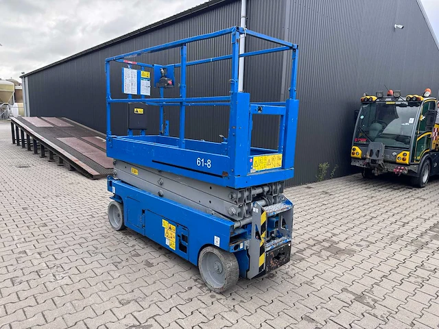 Genie gs-2032 schaarhoogwerker - afbeelding 4 van  28