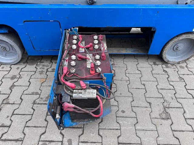 Genie gs-2032 schaarhoogwerker - afbeelding 6 van  28