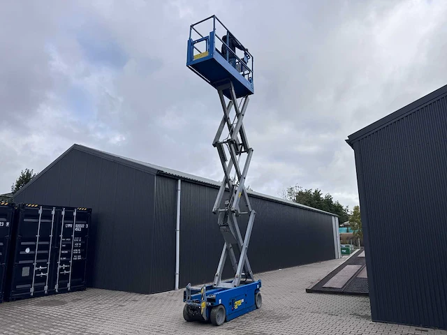 Genie gs-2032 schaarhoogwerker - afbeelding 12 van  28