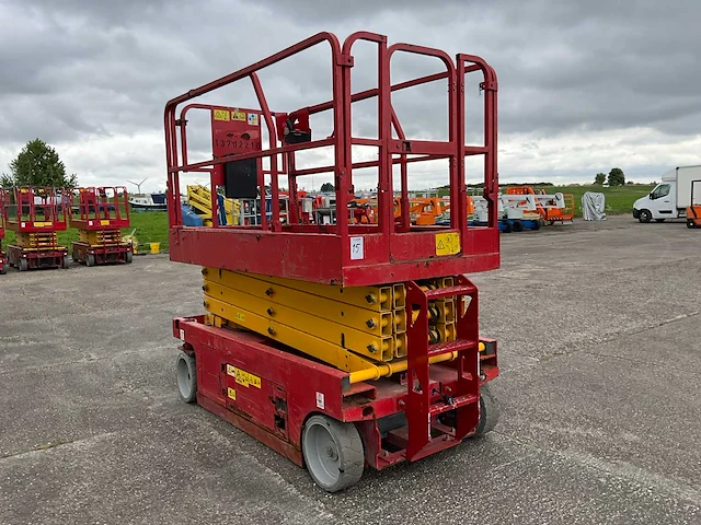 Genie gs-2646 schaarhoogwerker - afbeelding 9 van  13