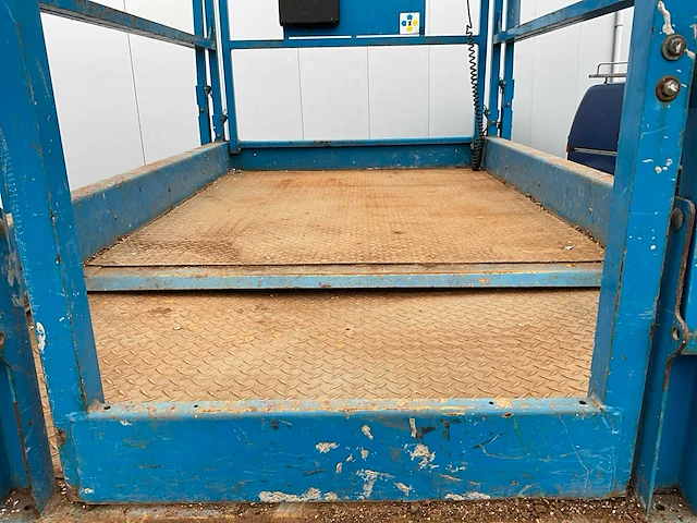 Genie gs-3268dc schaarhoogwerker - afbeelding 12 van  13