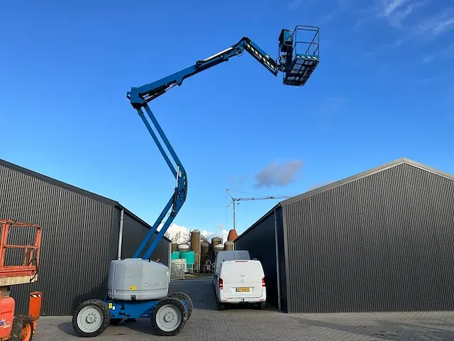 Genie z-45/25 4x4 zelfrijdende knik-telescoophoogwerker - afbeelding 4 van  40