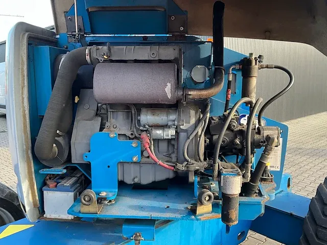 Genie z-45/25 4x4 zelfrijdende knik-telescoophoogwerker - afbeelding 30 van  40