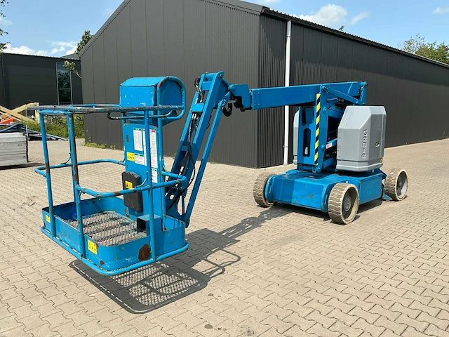 Genie z34/22n knikarmhoogwerker - afbeelding 1 van  30