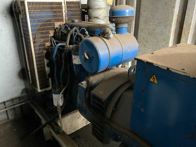 Genko power-unit 60kva noodstroomaggregaat - afbeelding 3 van  19