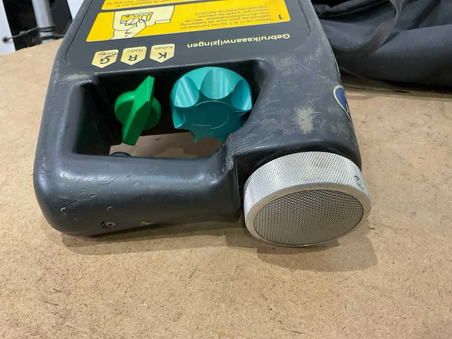Genny radiodetection en c.a.t kabel detector - afbeelding 2 van  10