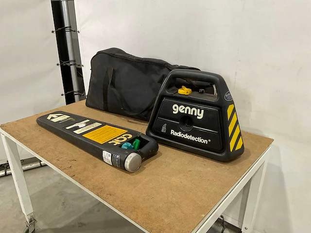 Genny radiodetection en c.a.t kabel detector - afbeelding 1 van  10