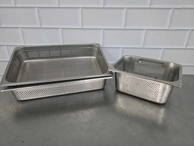 Geperforeerde rvs gastronormbak (3x) - afbeelding 3 van  3