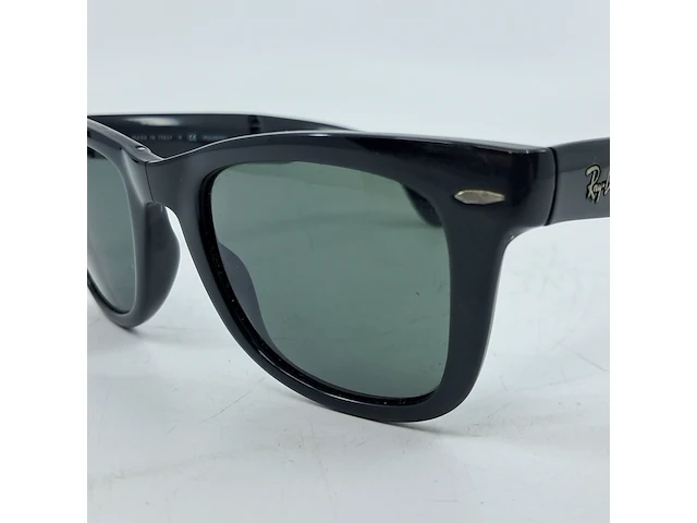 Gepolariseerde zonnebril, ray-ban, rb4104 folding wayfarer - afbeelding 8 van  13