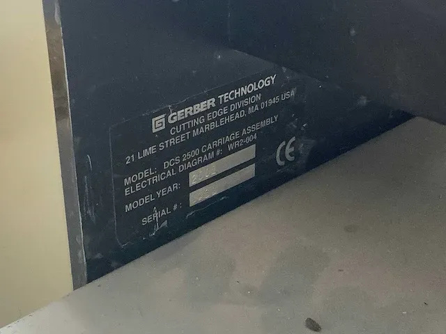 Gerber - cutter dcs-2500 - stoffen snijmachine met tafel - 2001 - afbeelding 9 van  35
