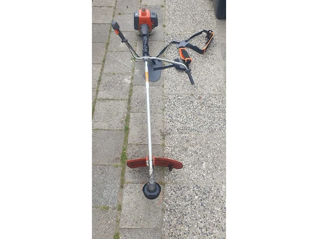 Gereedschap, cilinders en banners - afbeelding 26 van  31