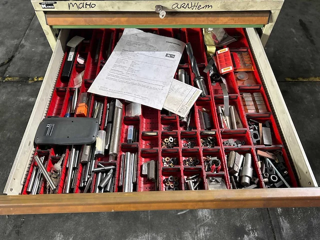 Gereedschap kast - afbeelding 8 van  9