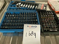 Gereedschap - afbeelding 2 van  4
