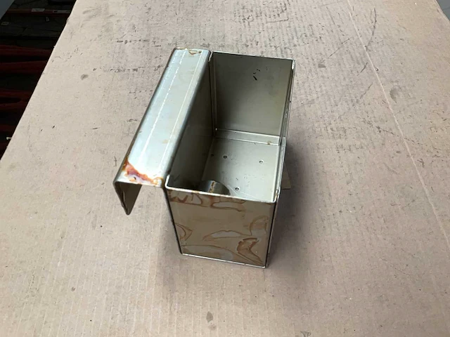 Gereedschapbakje met dop - afbeelding 2 van  2