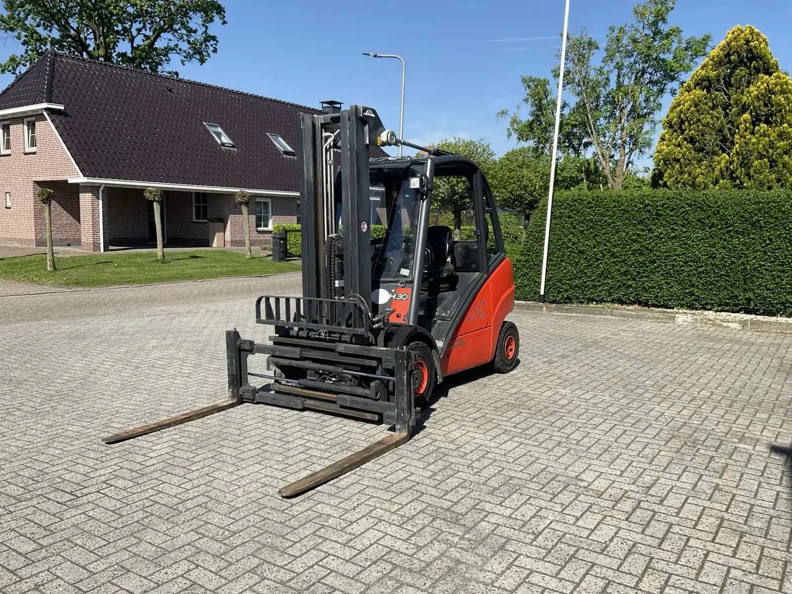 Gereedschappen, bouwmachines en intern transport