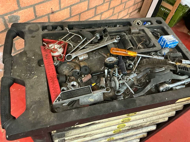 Gereedschapskist benson tools met inhoud - afbeelding 5 van  12