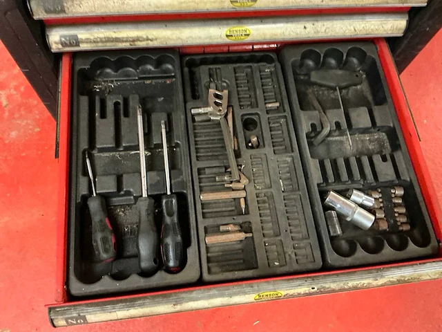 Gereedschapskist benson tools met inhoud - afbeelding 9 van  12