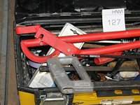 Gereedschapskist met diverse gereedschappen. - afbeelding 2 van  3