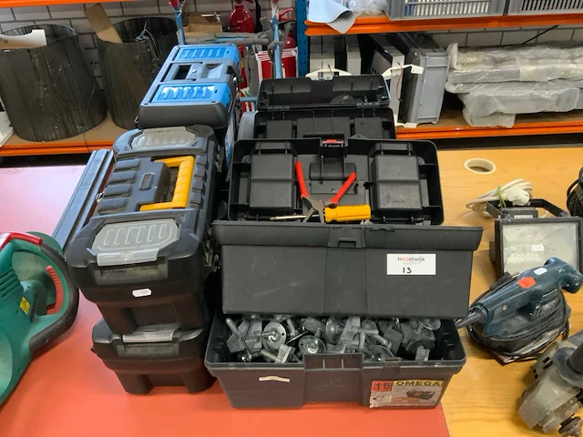 Gereedschapskoffer (9x) - afbeelding 1 van  5